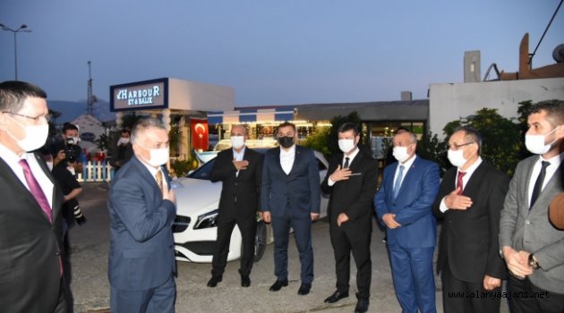 Vali Yazıcı, Alanya'da oda başkanlarıyla bir araya geldi