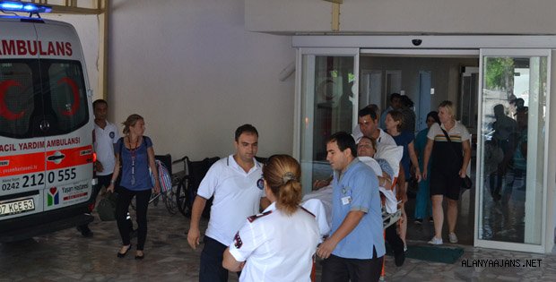 YARALI TURİSTLER AMBULANS UÇAKLA GÖTÜRÜLDÜ