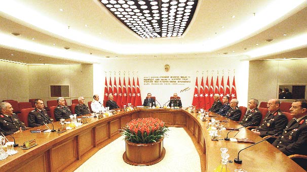 YAŞ’ta terfiler yine ‘sıkıntılı’