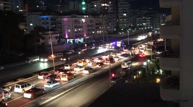 Yeni Yolda Feci Kaza