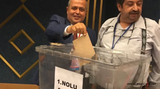 Yenialp federasyon yönetiminde