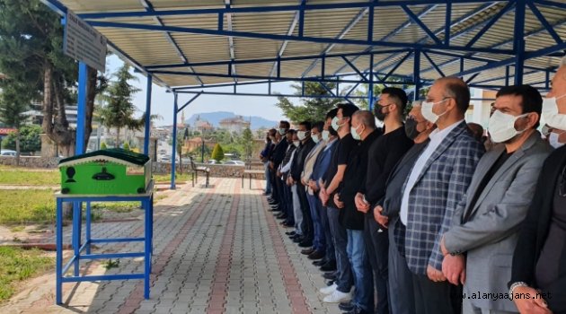 Yiğit son yolculuğuna uğurlandı