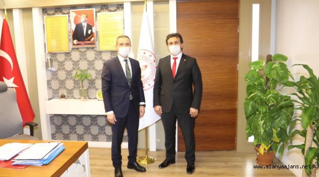 Yılmaz'dan Müdür Er'e ziyaret