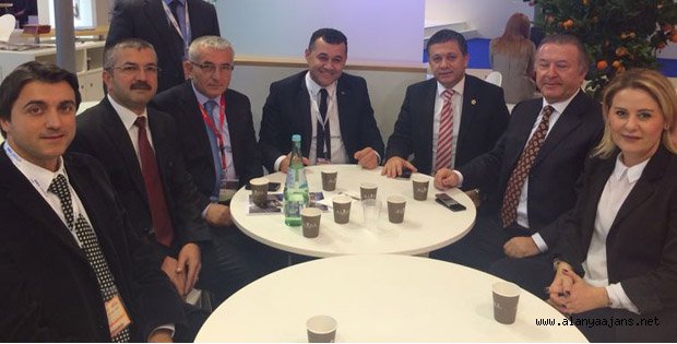 YÜCEL BERLİN'DE FUARA KATILDI