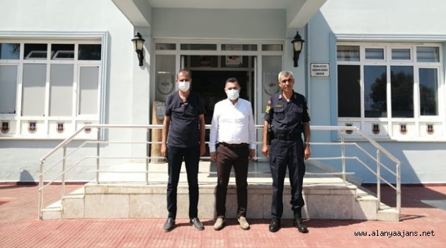 Yücel’den jandarma karakoluna ziyaret
