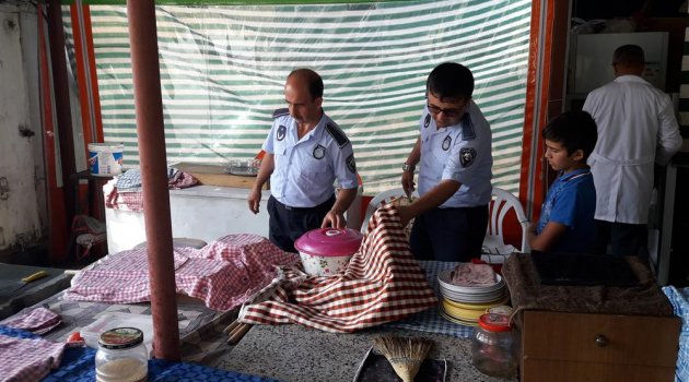 Zabıta hijyen denetimi yaptı