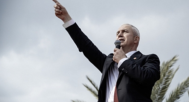 Mansur Yavaş'tan Özçelik'e destek