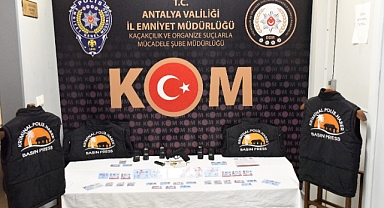'Sahte Basın Kartı' Operasyonu
